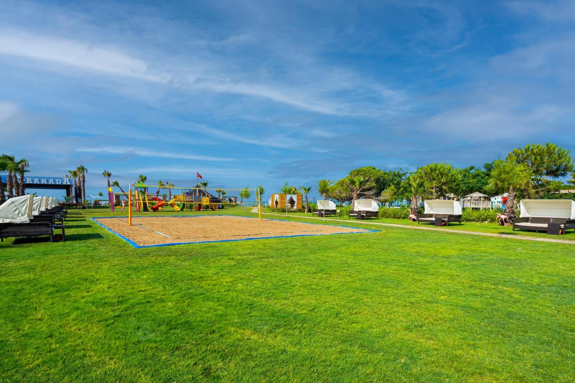 Hotel Granada Luxury Belek - Family Kids Concept Exterior foto Camping in Croatia